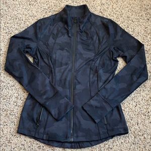 Yogalicious camo zip up